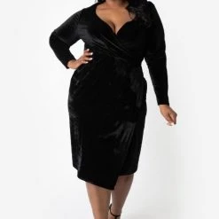 Damsel Black Velvet Wiggle Dress By Unique Vintage - Size 2X