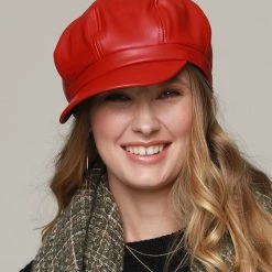 Urbanista ACCESSORIES Newsboy Cap In Red Faux Leather