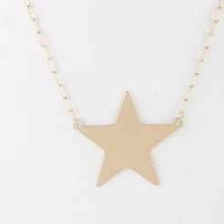 H & D Accessories Metal Star Pendant Necklace In Gold