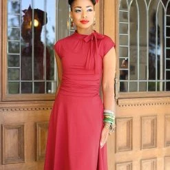 Retrolicious Bombshell Dress In Red APPAREL