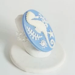 Flutter ACCESSORIES Seahorse Ring In Blue & White