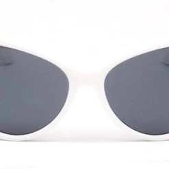 Cramilo Eyewear Retro Cat Eye Sunglasses In White