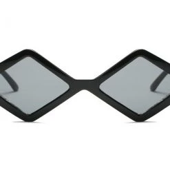 Cramilo Eyewear Diamond Shape Sunglasses In Black