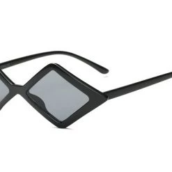 Cramilo Eyewear Diamond Shape Sunglasses In Black