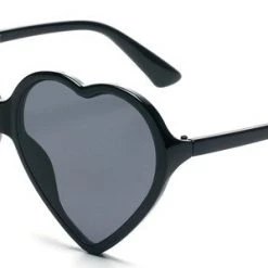 Cramilo Eyewear Black Heart Sunglasses ACCESSORIES