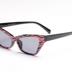 Cramilo Eyewear Tiger Print Cat Eye Sunglasses - Pink