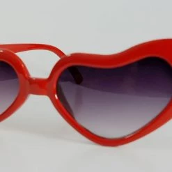 Fashionboom Red Heart Cat-Eye Sunglasses ACCESSORIES